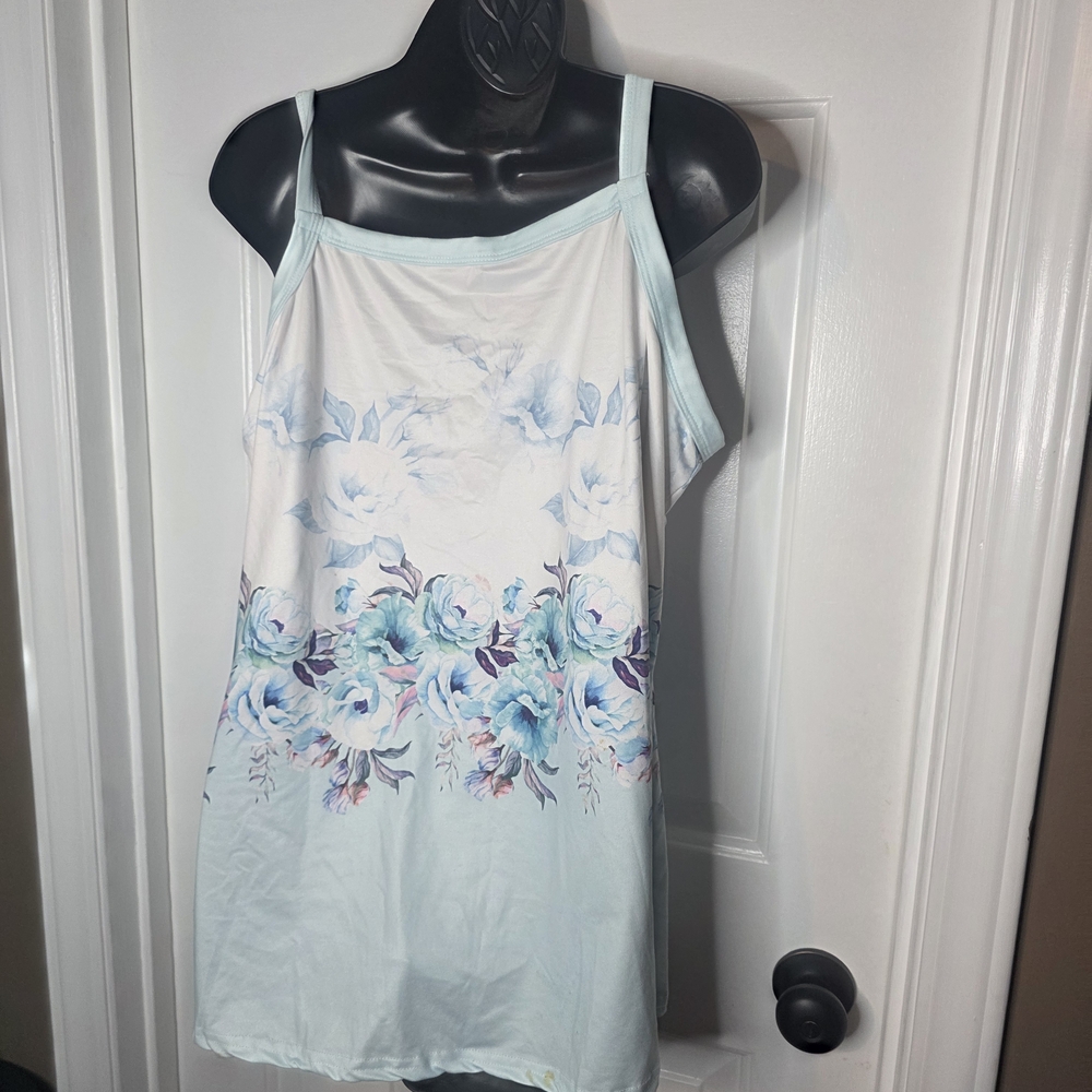 Light Blue Floral V-Neck Women's Tank Top with Adjustable Straps - Picture 2 of 2